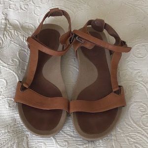 TEVA Women’s Sandal Sz 7.5